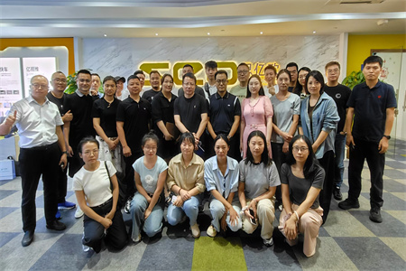 外贸快车重新定义独立站！B2B外贸独立站数字营销高端沙龙杭州场圆满结束
